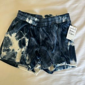 Freshman Girls Tie Dye Velour Shorts SZ M